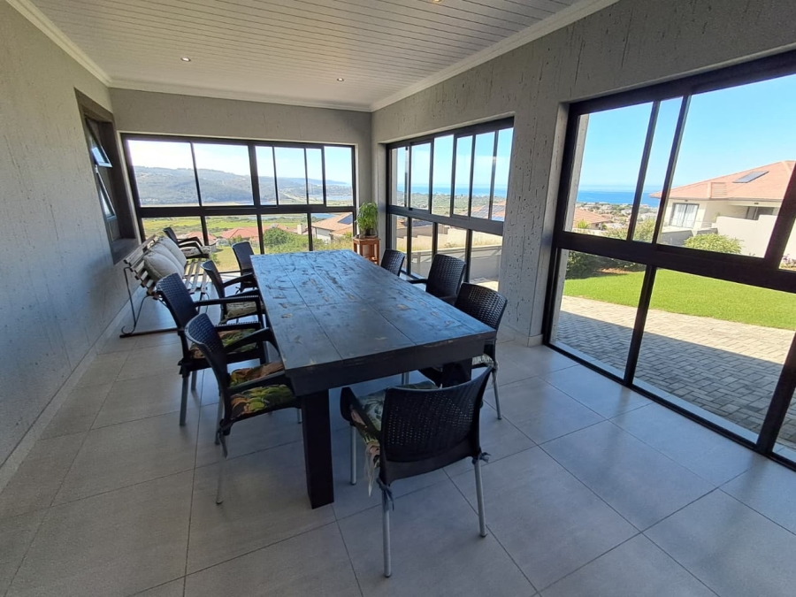 3 Bedroom Property for Sale in Avonddans Western Cape
